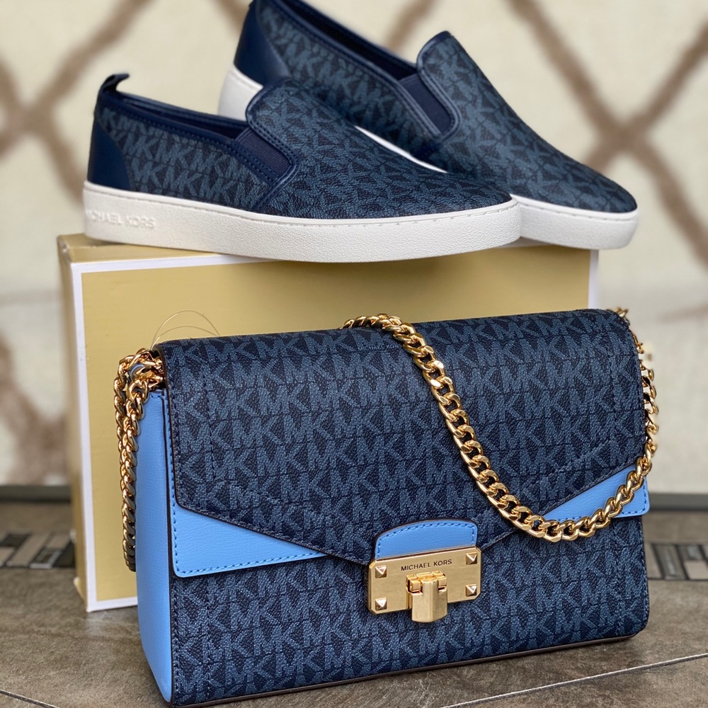 MICHAEL KORS KINSLEY MD SHOULDER FLAP FRCH BLUE MT - Picture 2 of 16